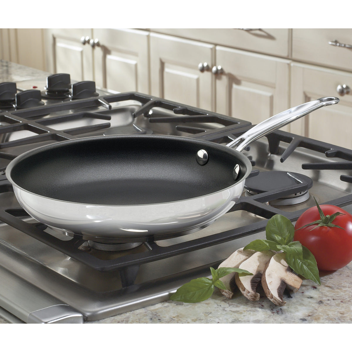 Classic Collection 24 cm (9.5") Non Stick Skillet Cuisinart