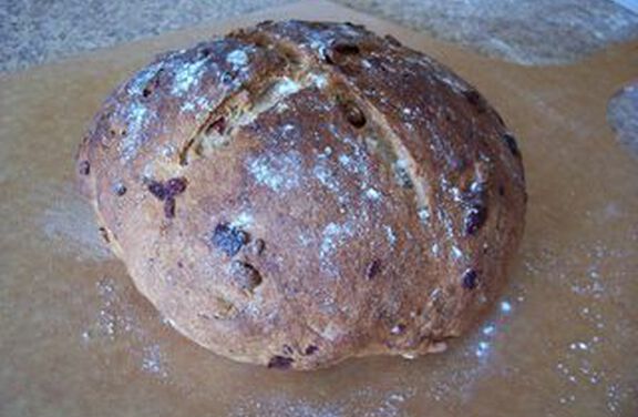 Cranberry Walnut Bread - 16 Servings
