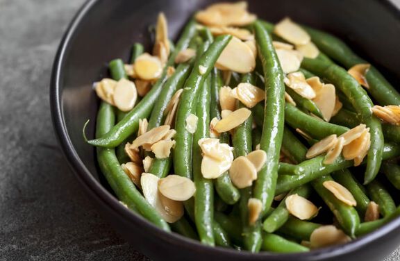 Green Beans with Toasted Almonds