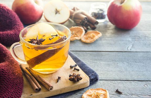 Apple-Cinnamon Tea