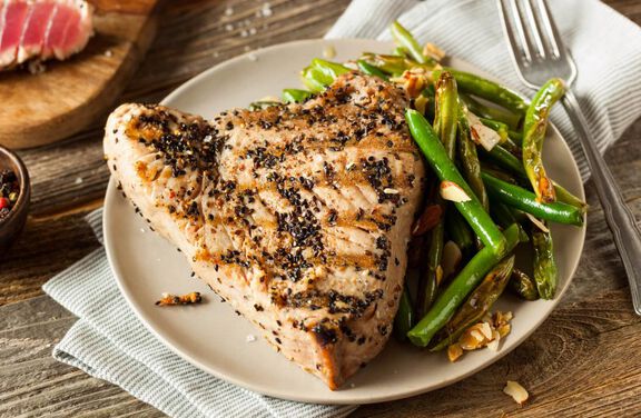Grilled Tuna with Soy Dipping Sauce