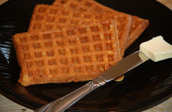 Cornmeal Waffles - 8 Waffles