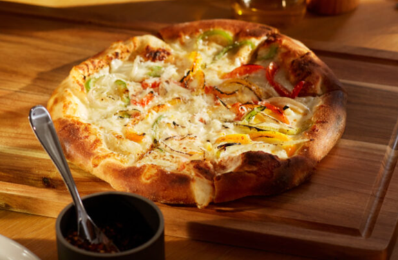 Short Rib, Caramelized Onion,  and Smoked Gouda Pizza
