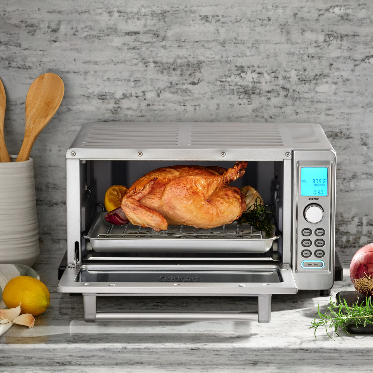 Deluxe Convection Toaster Oven Broiler Cuisinart