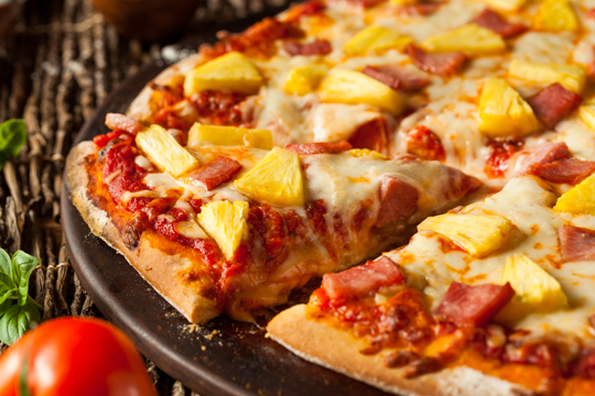 Spicy Hawaiian Pizza